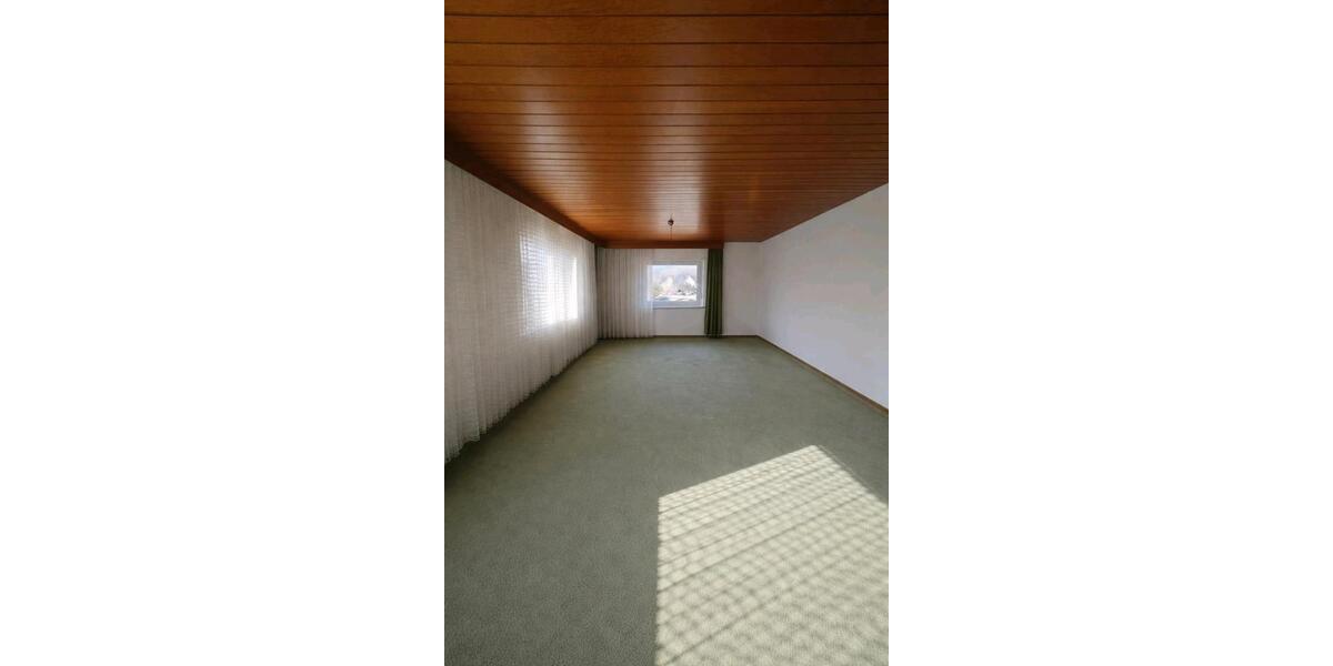 Einfamilienhaus Biedenkopf - 7 Zimmer, 101 m&sup2;, 195.000&euro; | Angebot:25292733