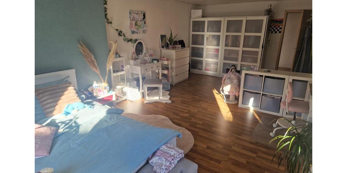 Einfamilienhaus Allendorf (Eder) - 7 Zimmer, 170 m&sup2;, 349.000&euro; | Angebot:26398159