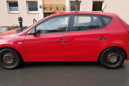 Hyundai i30 129.000 km 5.000 &euro; Gießen 35396