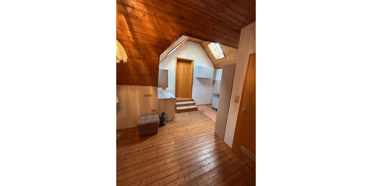 Einfamilienhaus Antrifttal - 10 Zimmer, 250 m&sup2;, 179.000&euro; | Angebot:25170543