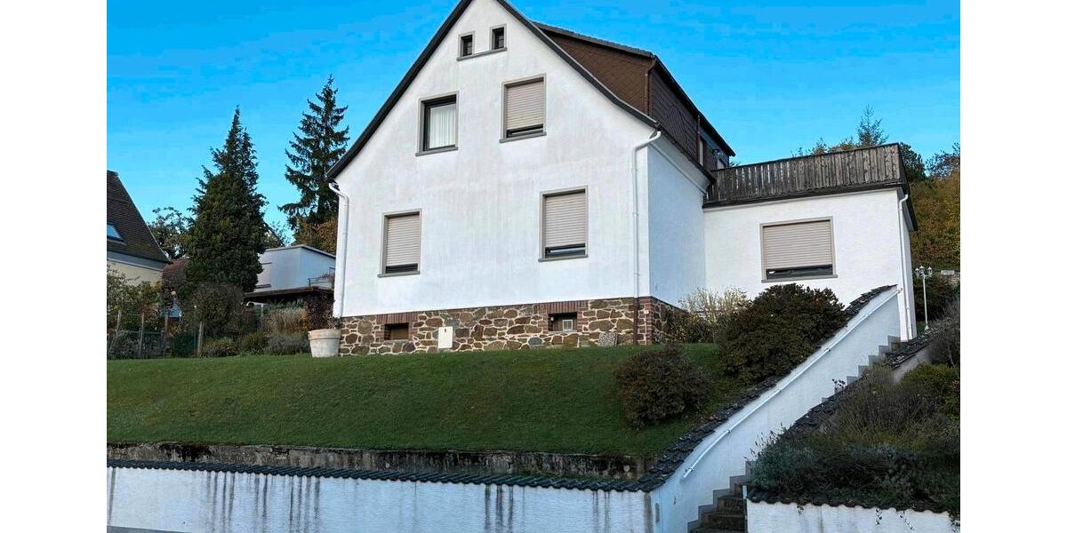 Einfamilienhaus Lahnau - 5 Zimmer, 175 m&sup2;, 320.000&euro; | Angebot:27081680