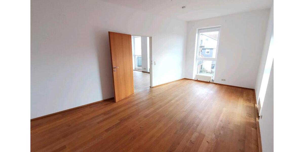 Etagenwohnung Wettenberg - 2.5 Zimmer, 74 m&sup2;, 329.000&euro; | Angebot:26398724