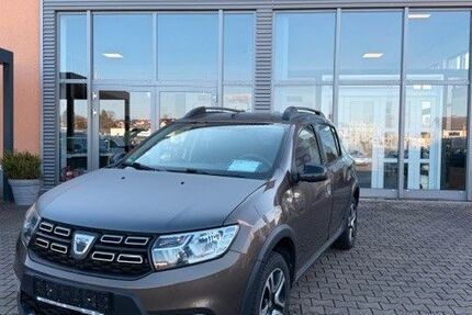 Dacia Sandero 108.000 km 9.700 &euro; Frankenberg/Eder 35066