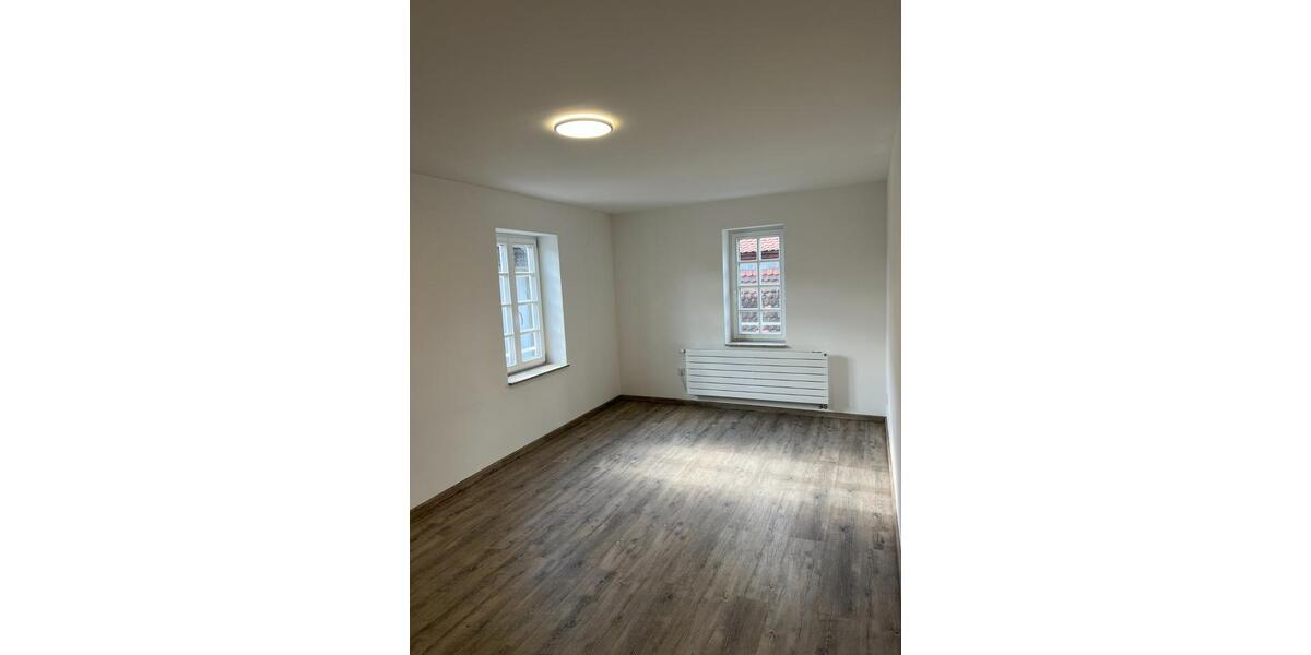 Erdgeschoßwohnung Kirchhain - 3 Zimmer, 75 m&sup2;, 1.043&euro; | Angebot:25932489