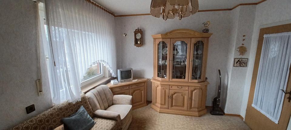 Mehrfamilienhaus, Wohnhaus Mücke - 8 Zimmer, 260 m&sup2;, 294.000&euro; | Angebot:26190978