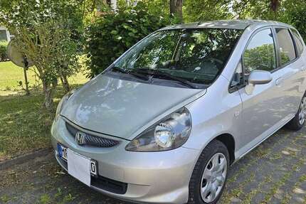 Honda Jazz 241.000 km 2.050 &euro; Kirchhain 35274