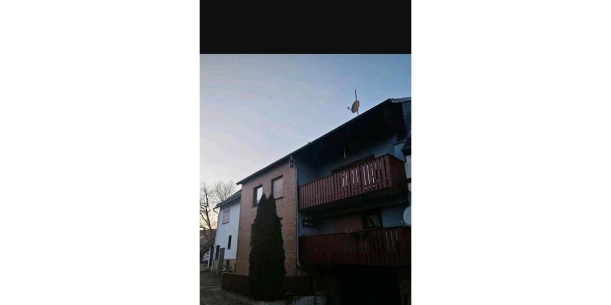 Etagenwohnung Gilserberg - 5.5 Zimmer, 135 m&sup2;, 960&euro; | Angebot:25918758