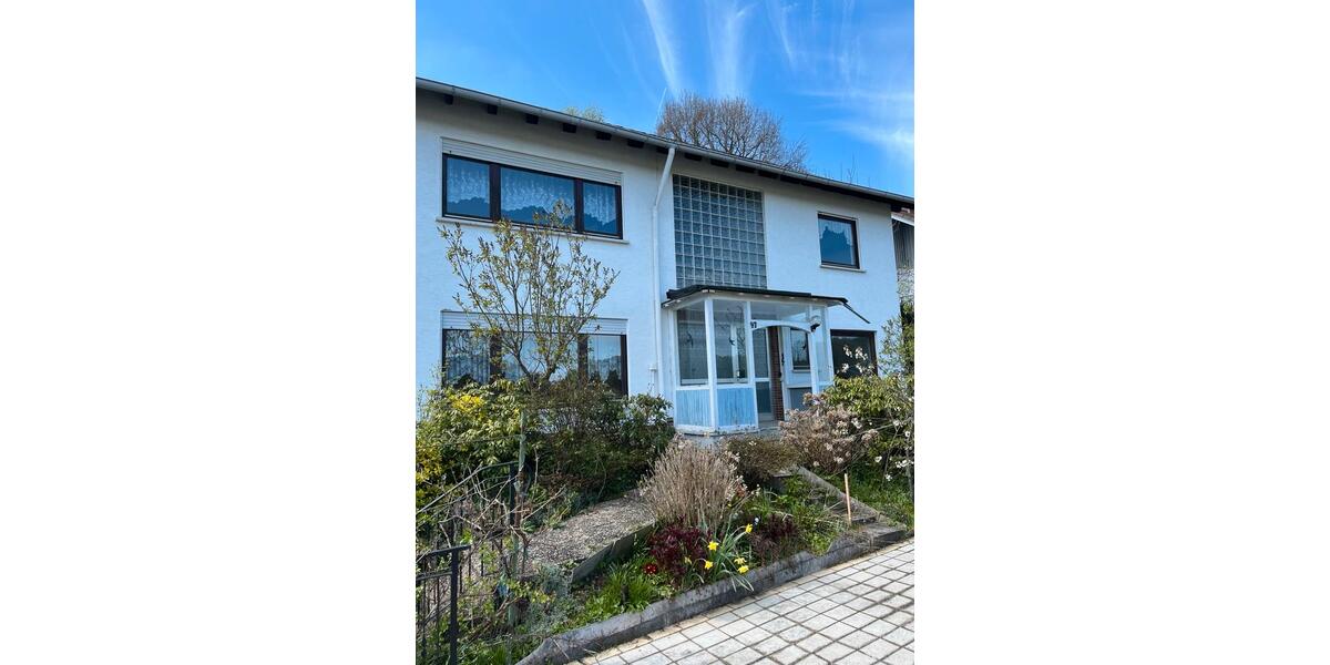 Einfamilienhaus Cölbe - 7 Zimmer, 170 m&sup2;, 350.000&euro; | Angebot:26168102