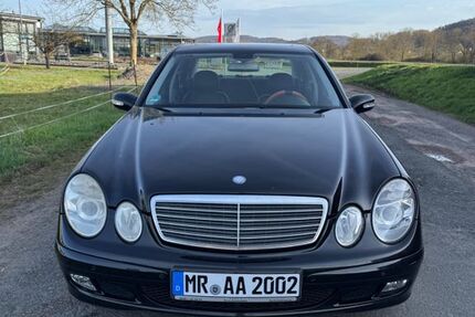 Mercedes-Benz E 220 303.600 km 3.500 &euro; Biedenkopf 35216