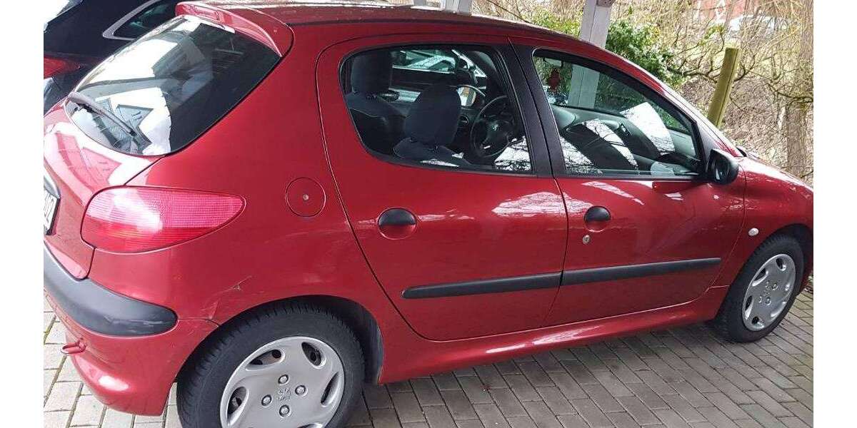 Peugeot 206 180.000 km 250 &euro; Antrifttal 36326