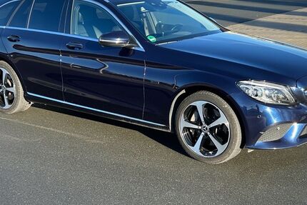 Mercedes-Benz C 300 120.000 km 22.500 &euro; Frankenberg 35066