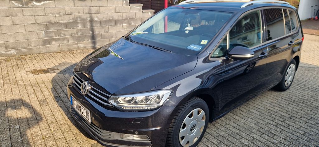VW Touran 194.000 km 8.500 &euro; Stadtallendorf 35260
