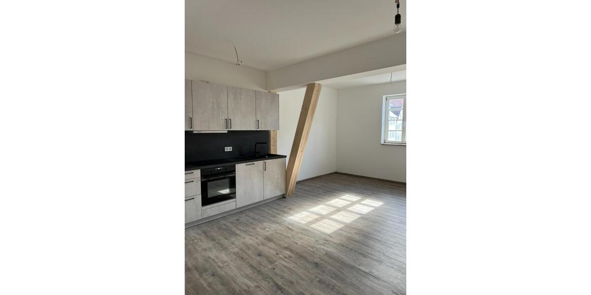 Erdgeschoßwohnung Kirchhain - 3 Zimmer, 75 m&sup2;, 1.043&euro; | Angebot:25932489