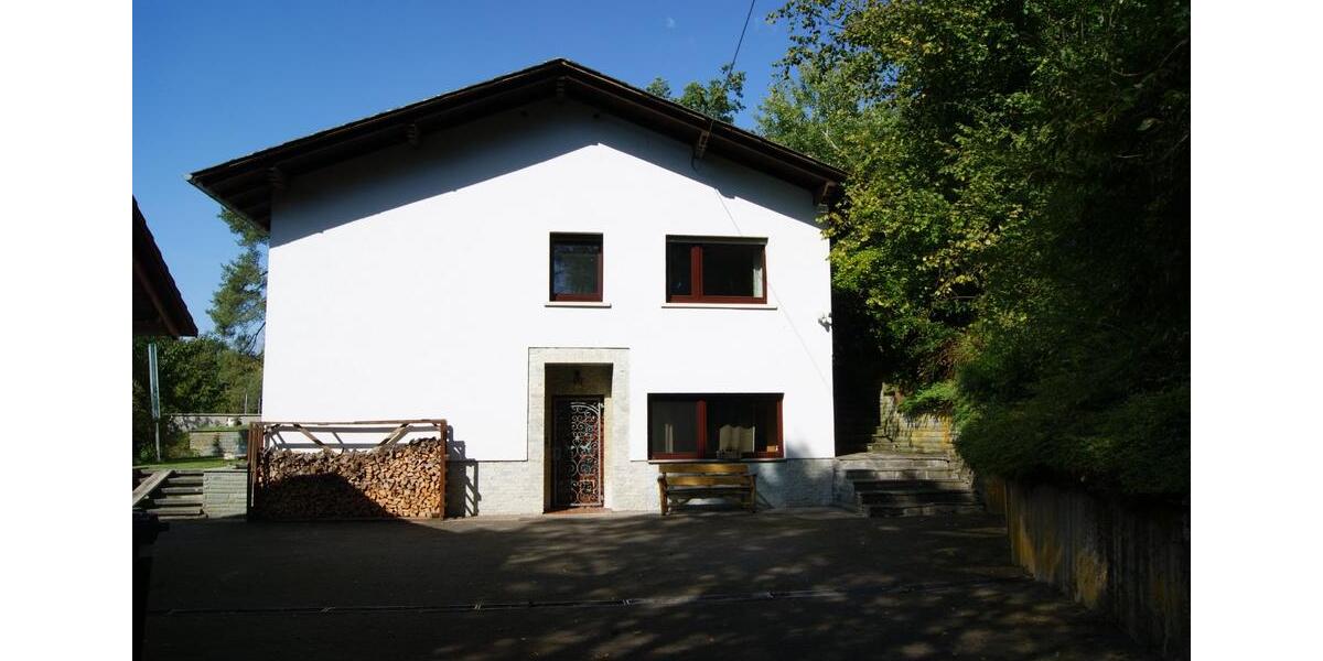 Einfamilienhaus Rabenau - 9 Zimmer, 225 m&sup2;, 435.000&euro; | Angebot:25931132