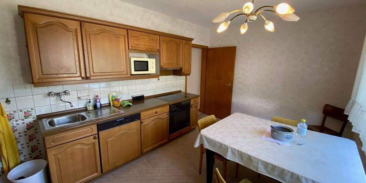 Einfamilienhaus Bad Laasphe - 5 Zimmer, 107 m&sup2;, 190.000&euro; | Angebot:25667526