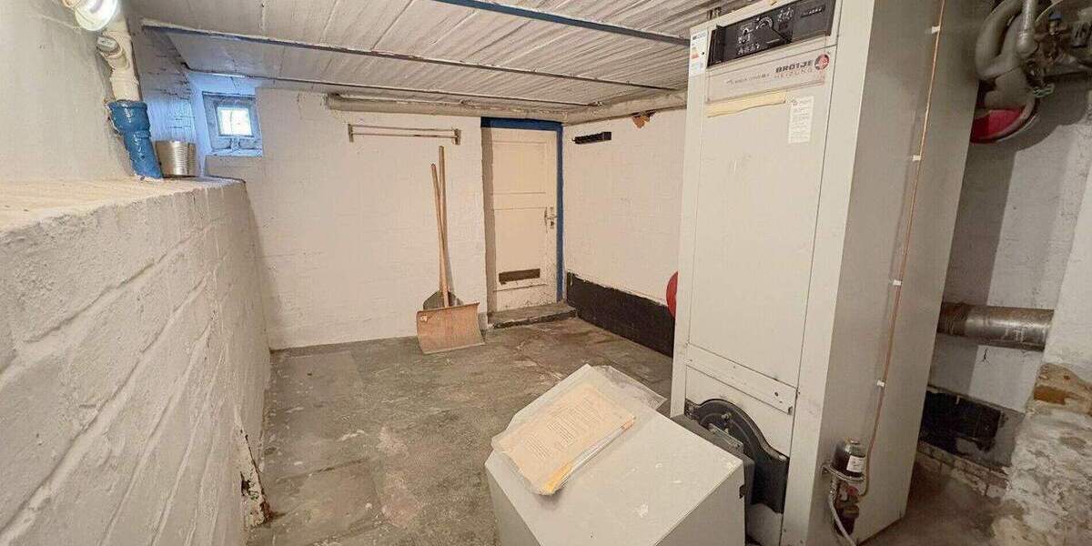 Einfamilienhaus Stadtallendorf / Schweinsberg Schweinsberg - 3 Zimmer, 113 m&sup2;, 169.900&euro; | Angebot:25775615