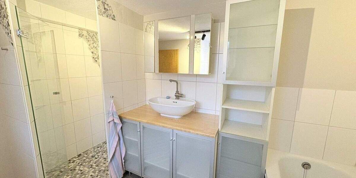 Einfamilienhaus Kirchhain-Kleinseelheim Kleinseelheim - 5 Zimmer, 149 m&sup2;, 299.900&euro; | Angebot:25689259