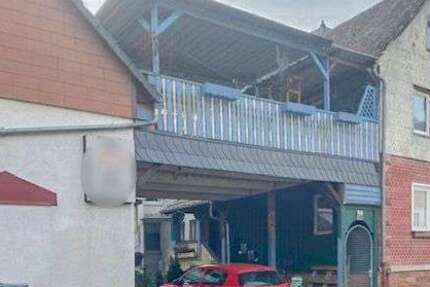 Haus Lollar - 9 Zimmer, 308 m&sup2;, 349.000&euro; | Angebot:26013505