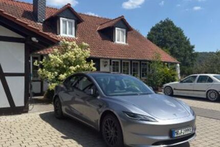 Tesla Model 3 17.400 km 47.998 &euro; Lahntal 35094