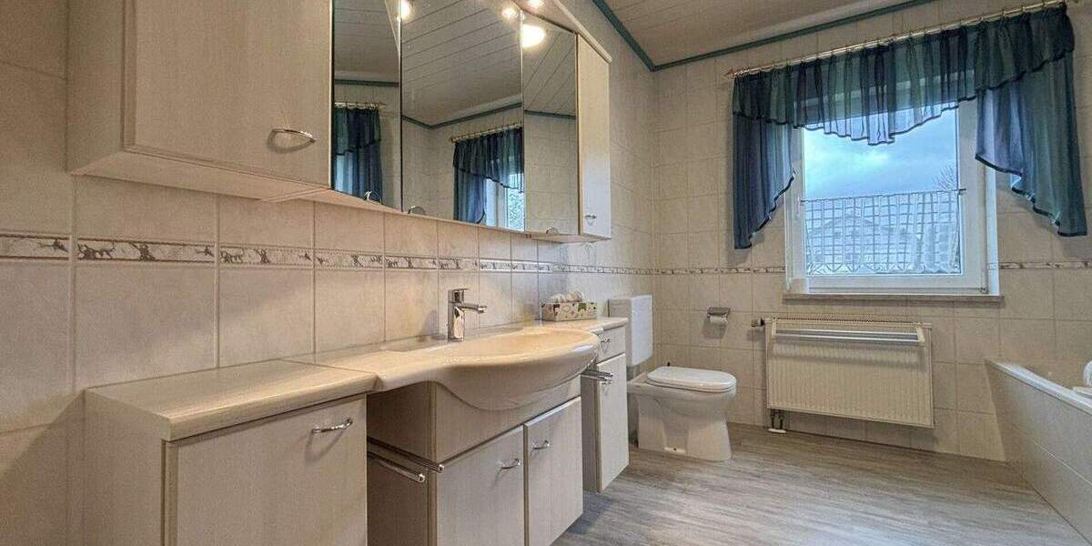 Einfamilienhaus Wohratal / Halsdorf Halsdorf - 5 Zimmer, 173 m&sup2;, 399.000&euro; | Angebot:25689276