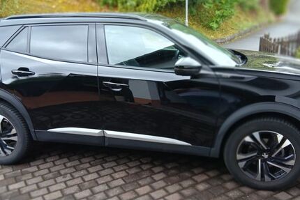 Peugeot 2008 51.282 km 13.500 &euro; Battenberg 35088