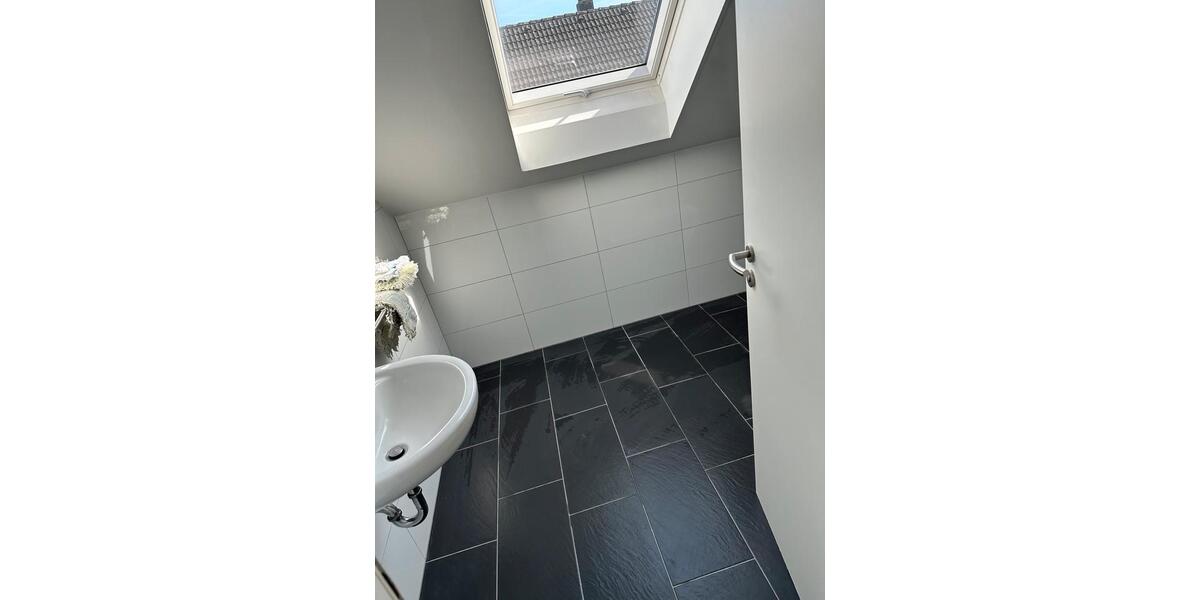 Dachgeschoßwohnung Gießen Wieseck - 1 Zimmer, 50 m&sup2;, 700&euro; | Angebot:26049615