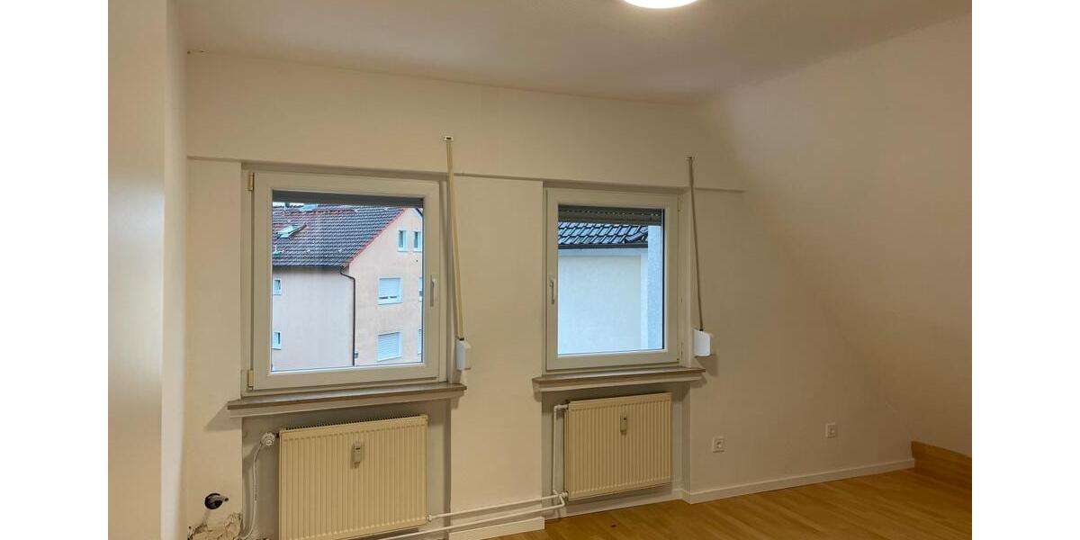 Dachgeschoßwohnung Fernwald - 3 Zimmer, 70 m&sup2;, 650&euro; | Angebot:26034180