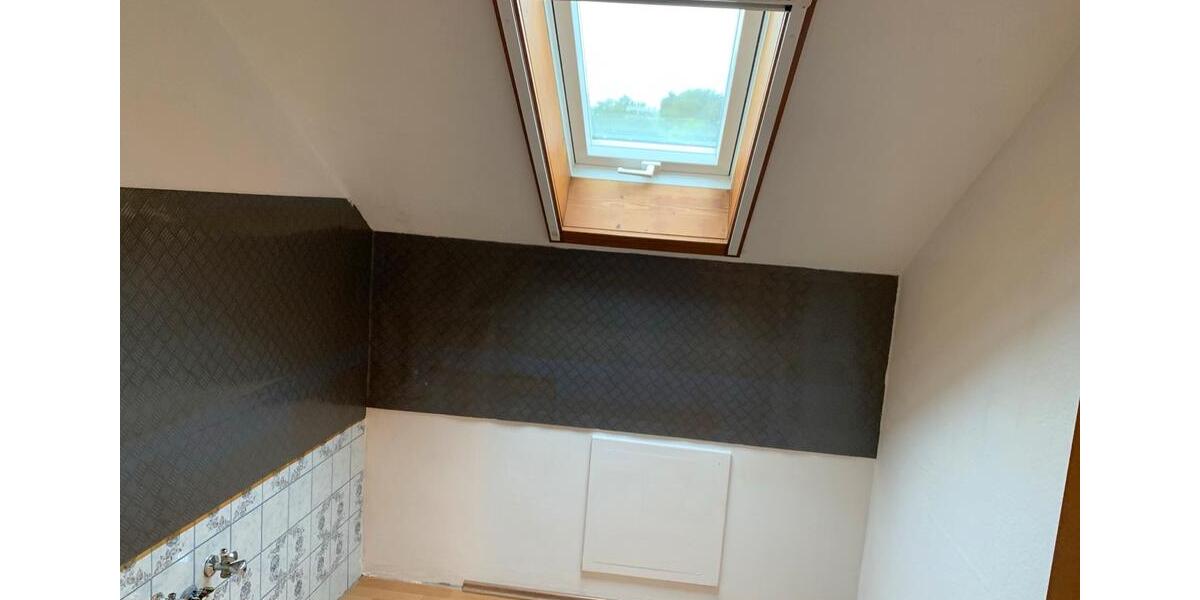 Dachgeschoßwohnung Reiskirchen - 3 Zimmer, 82 m&sup2;, 560&euro; | Angebot:25804446