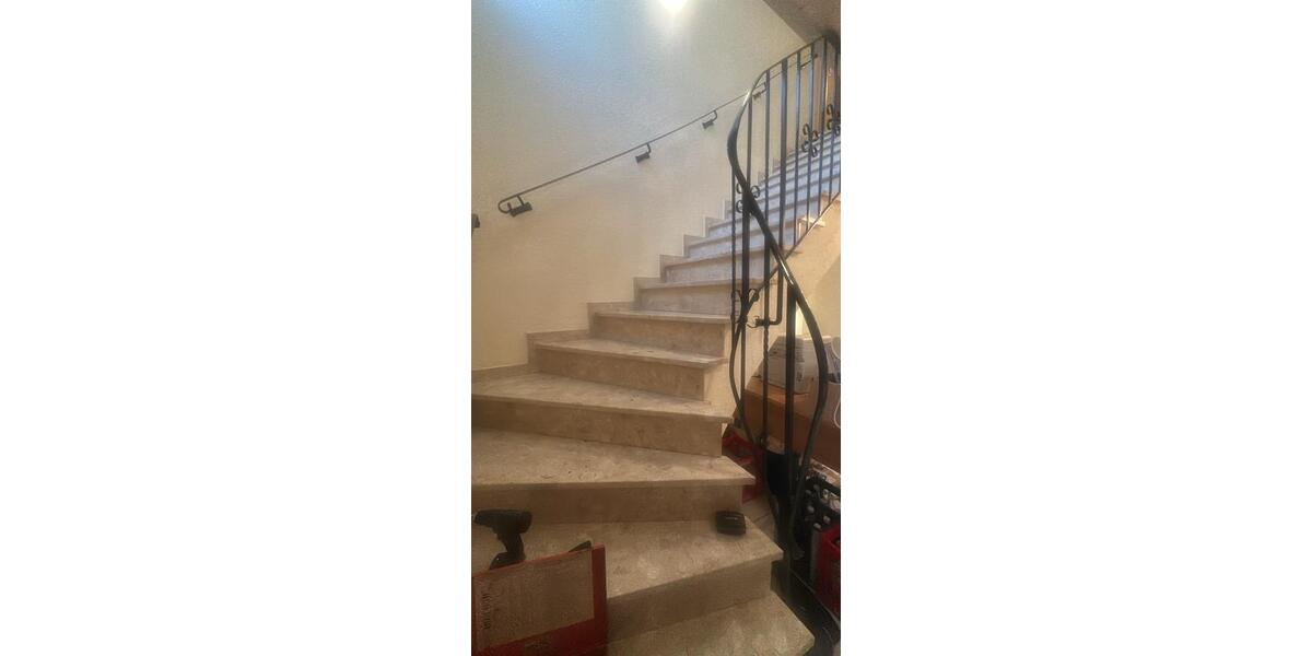 Mehrfamilienhaus, Wohnhaus Grünberg - 9 Zimmer, 200 m&sup2;, 285.000&euro; | Angebot:27091268