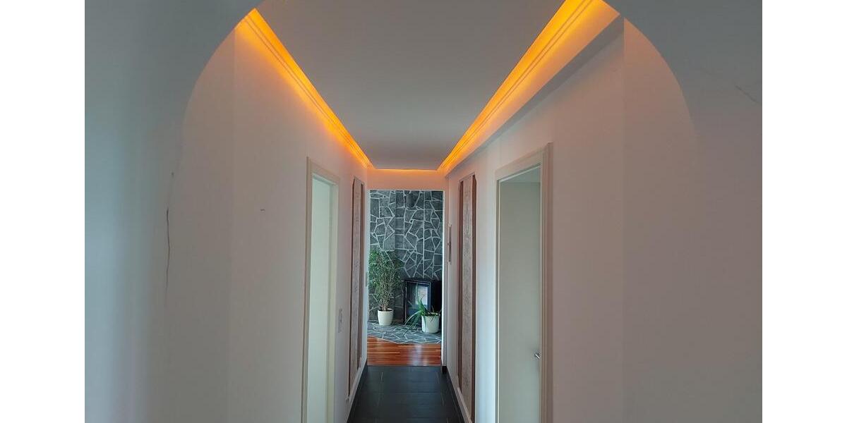 Etagenwohnung Münchhausen - 8 Zimmer, 130 m&sup2;, 1.150&euro; | Angebot:25701477