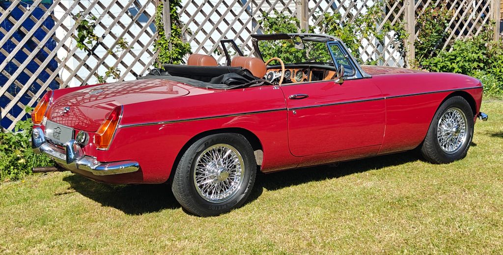 MG B 121.000 km 20.000 &euro; Kirchvers 35102