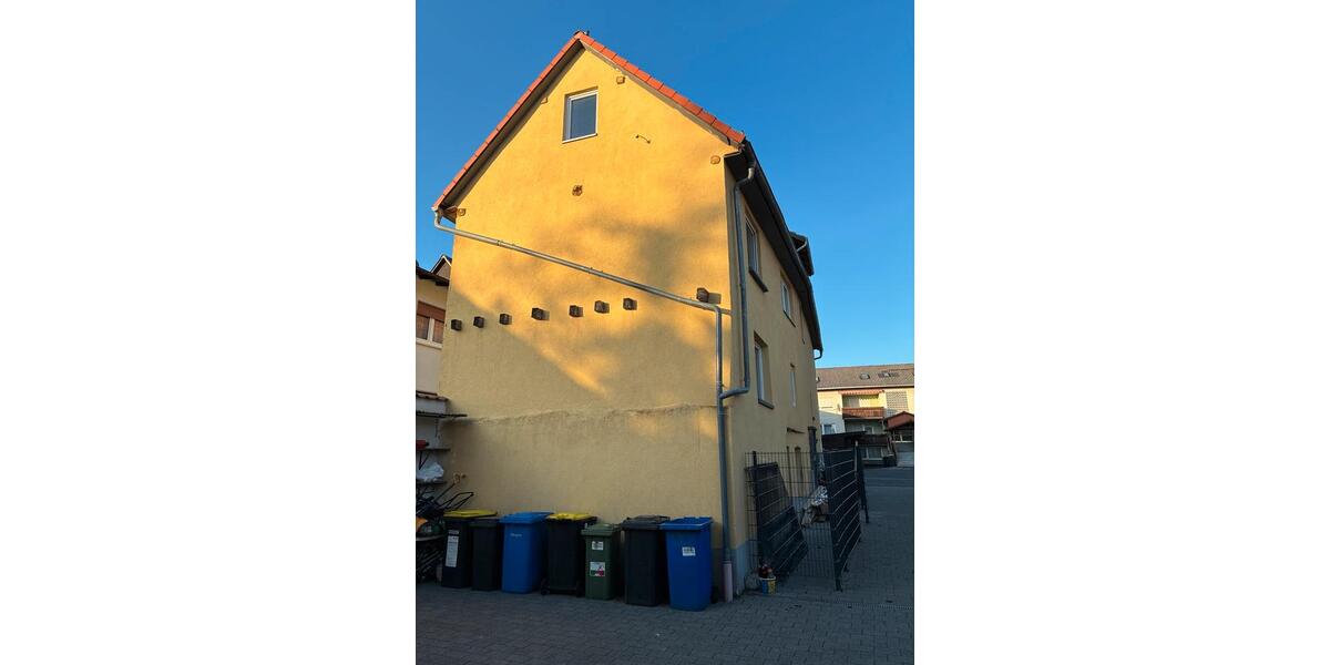 Etagenwohnung Buseck - 2.5 Zimmer, 82 m&sup2;, 1.135&euro; | Angebot:25343849