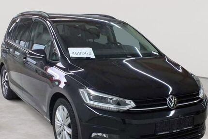 VW Touran 42.374 km 30.990 &euro; Fernwald-Steinbach 35463