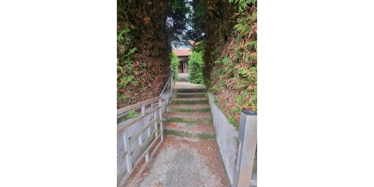 Einfamilienhaus Neustadt (Hessen) - 6 Zimmer, 240 m&sup2;, 270.000&euro; | Angebot:24398141