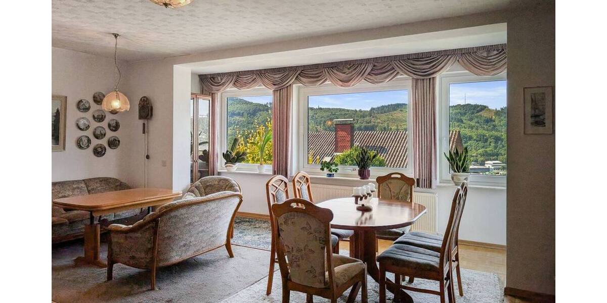 Einfamilienhaus Bad Laasphe - 6 Zimmer, 183 m&sup2;, 289.000&euro; | Angebot:25775252