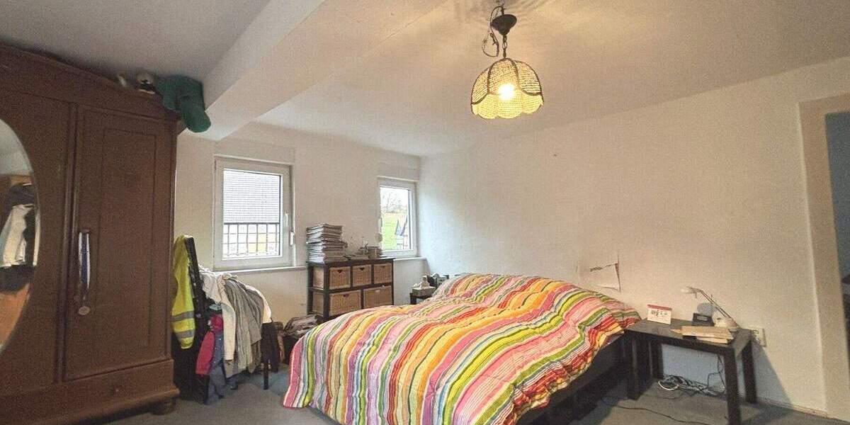 Einfamilienhaus Marburg Moischt - 8 Zimmer, 237 m&sup2;, 469.900&euro; | Angebot:25689238