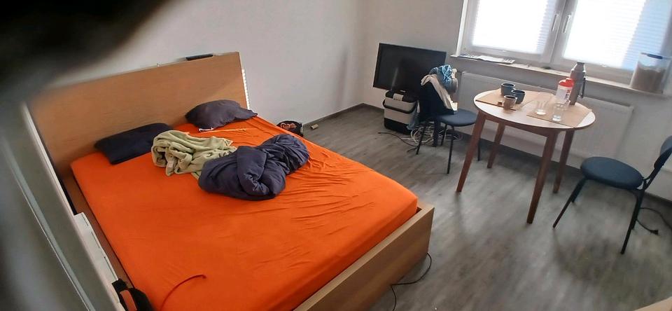 Dachgeschoßwohnung Gießen Schlangenzahl - 1 Zimmer, 18 m&sup2;, 305&euro; | Angebot:26014112