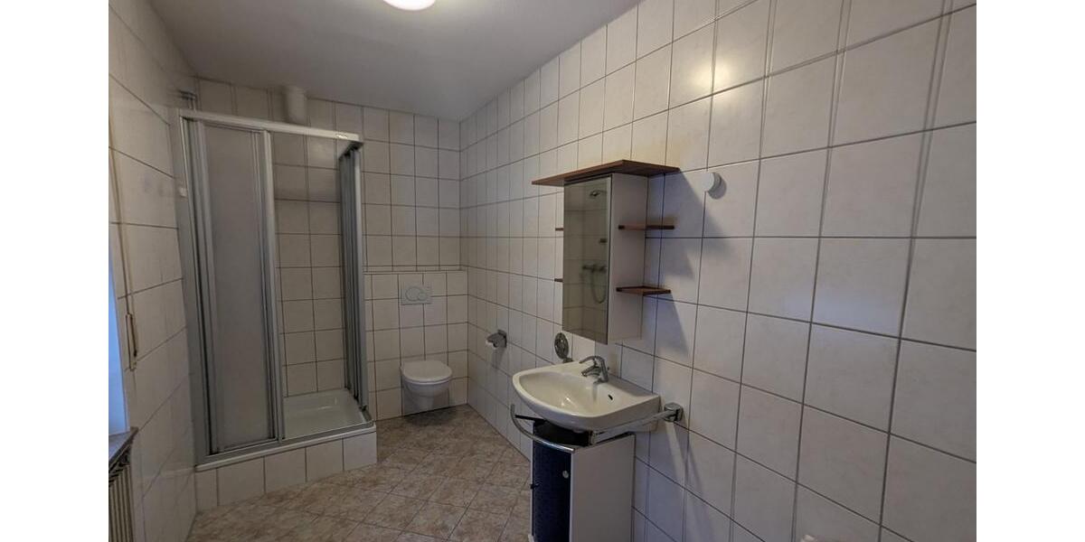 Etagenwohnung Biedenkopf - 2 Zimmer, 84 m&sup2;, 750&euro; | Angebot:25613850