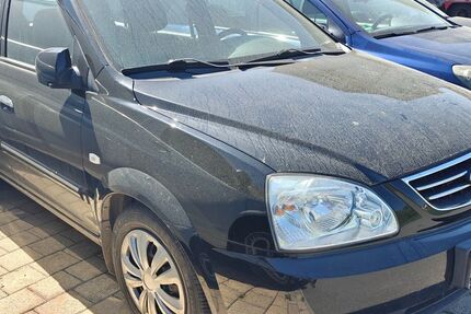 Kia Carens 144.000 km 2.300 &euro; Kirchvers 35102