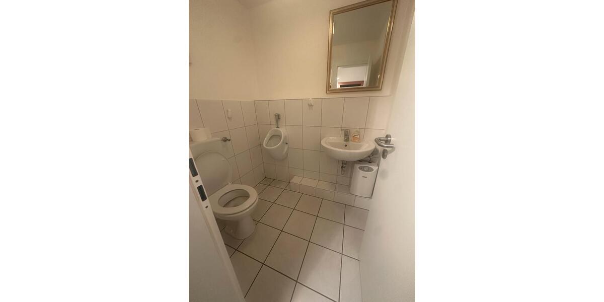 Einfamilienhaus Grünberg - 7 Zimmer, 197 m&sup2;, 300.000&euro; | Angebot:26204568