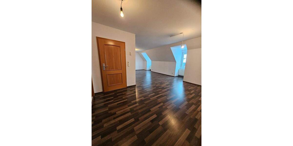 Etagenwohnung Neustadt - 3 Zimmer, 87 m&sup2;, 165.000&euro; | Angebot:25770022