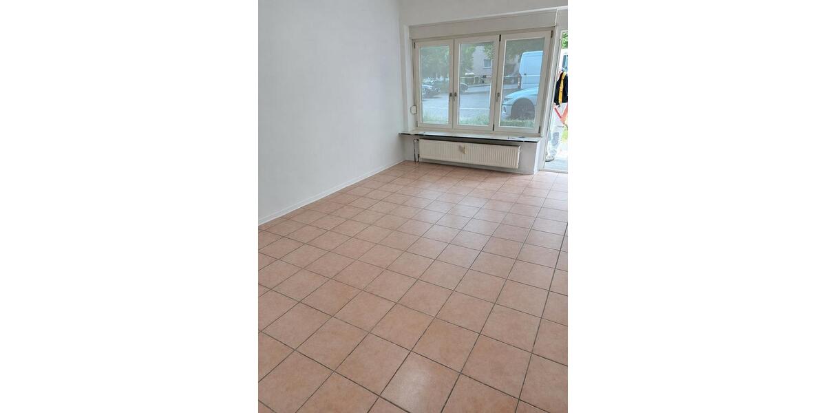 Erdgeschoßwohnung Stadtallendorf - 6 Zimmer, 66 m&sup2;, 119.000&euro; | Angebot:27259383