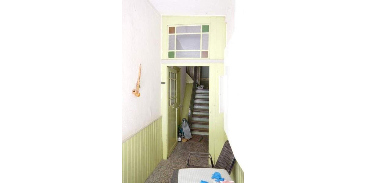 Mehrfamilienhaus, Wohnhaus Marburg - 9 Zimmer, 204 m&sup2;, 415.000&euro; | Angebot:25722758