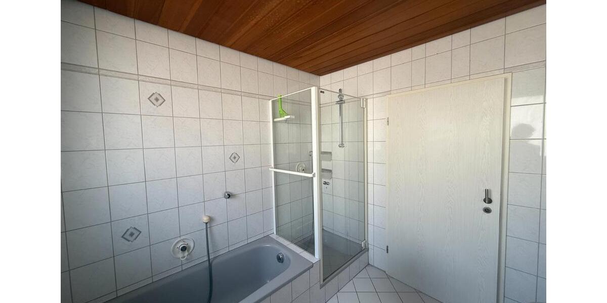Dachgeschoßwohnung Frankenberg (Eder) - 3 Zimmer, 115 m&sup2;, 179.000&euro; | Angebot:26455293
