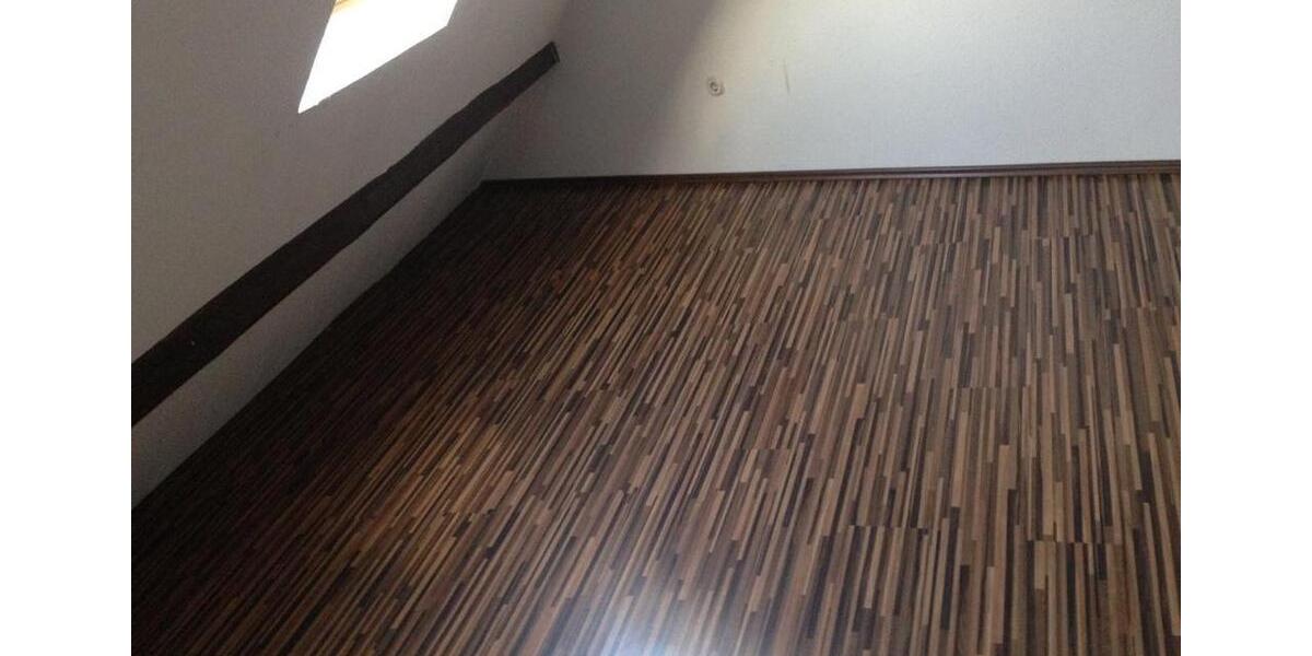 Dachgeschoßwohnung Fernwald - 3 Zimmer, 60 m&sup2;, 900&euro; | Angebot:25232248