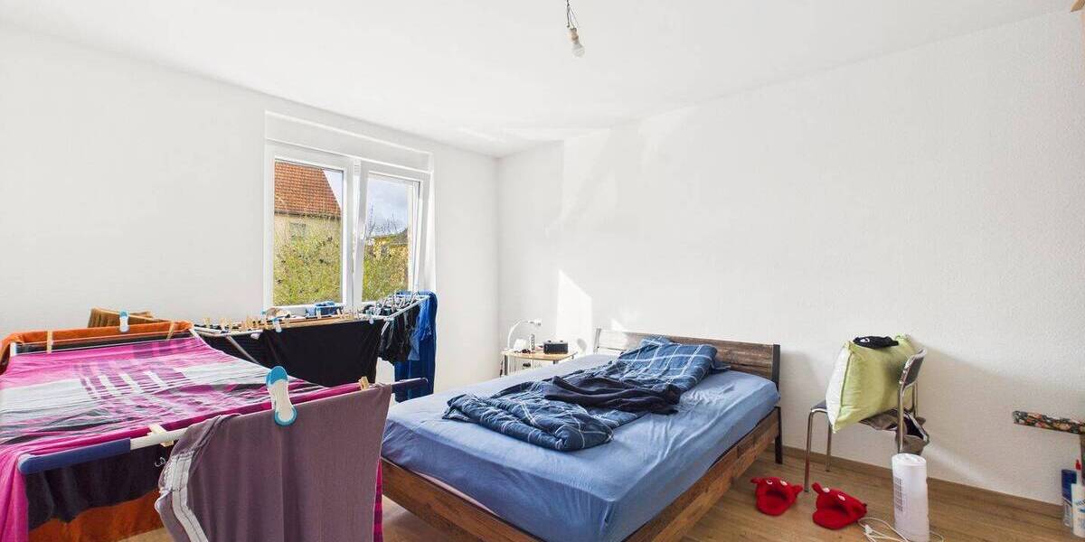 Doppelhaushälfte Gießen Kleinlinden - 7 Zimmer, 181 m&sup2;, 350.000&euro; | Angebot:26119405