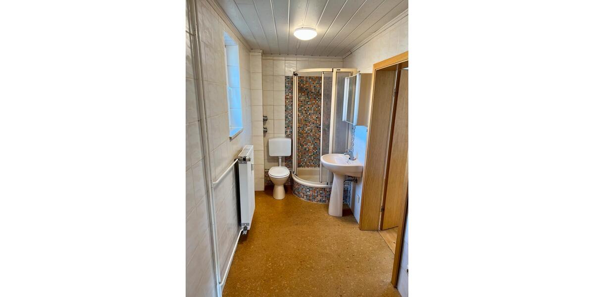 Etagenwohnung Amöneburg - 4 Zimmer, 100 m&sup2;, 900&euro; | Angebot:26624530