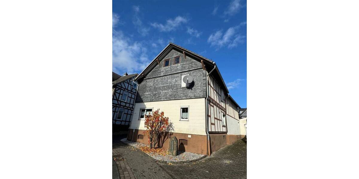 Einfamilienhaus Dautphetal Holzhausen - 4 Zimmer, 114 m&sup2;, 139.000&euro; | Angebot:25682543