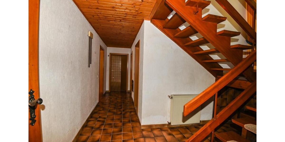 Einfamilienhaus Burgwald - 6 Zimmer, 148 m&sup2;, 229.000&euro; | Angebot:26023086