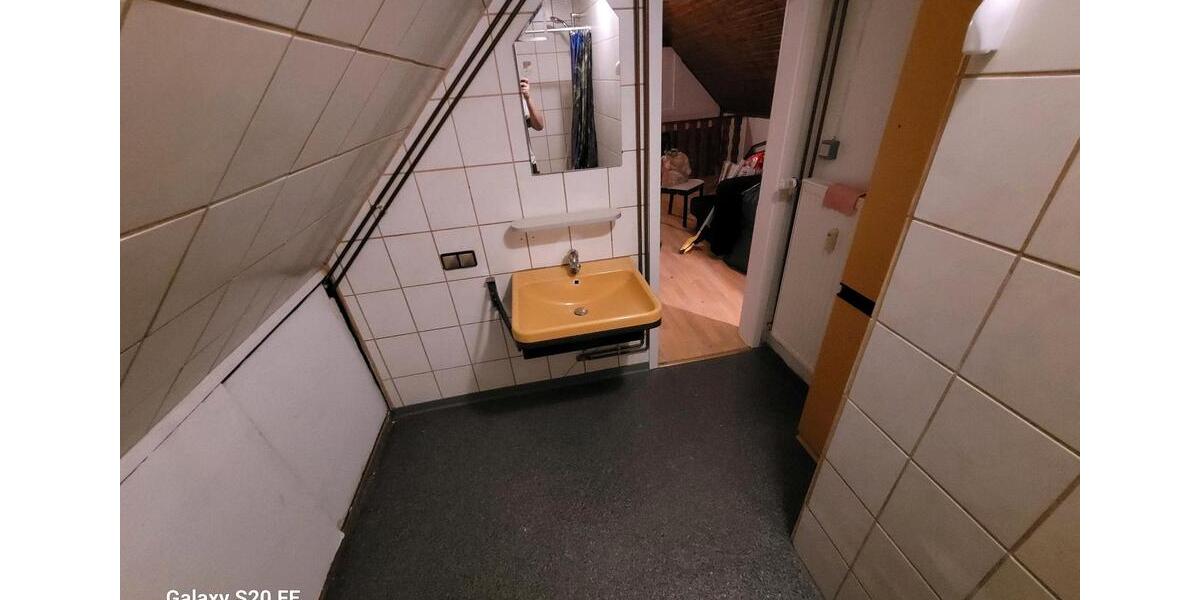 Dachgeschoßwohnung Gemünden (Wohra) - 2 Zimmer, 60 m&sup2;, 550&euro; | Angebot:25640914
